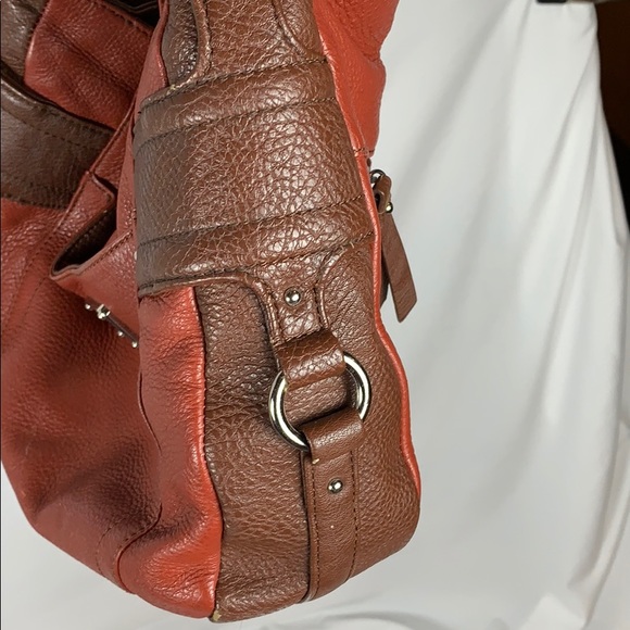 Stone Mountain Lg Leather Shoulder Bag - Picture 12 of 14